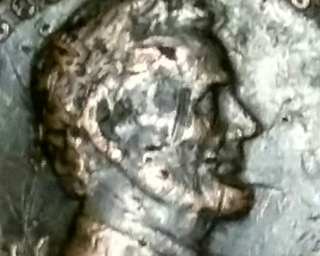 1978-D-Penny-Looks-Like-DD-Face-?