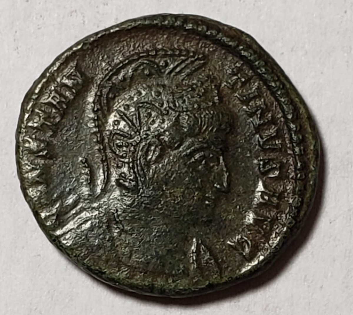Ancient-Roman-Coin,-Unidentified
