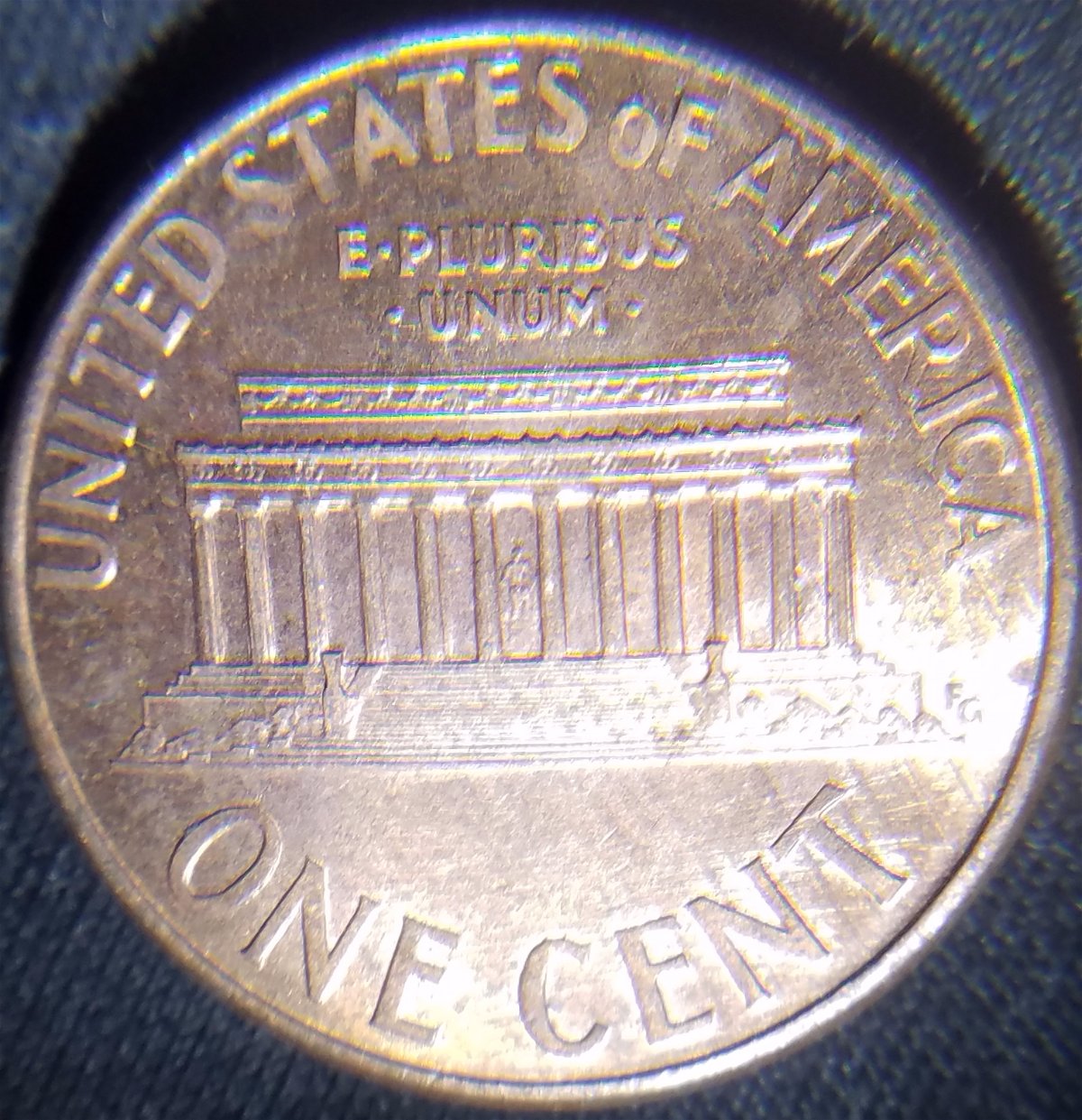 1998-Lincoln-Memorial-Cent.-Need-Help-Identifying-Raised-Lines-On-Reverse.