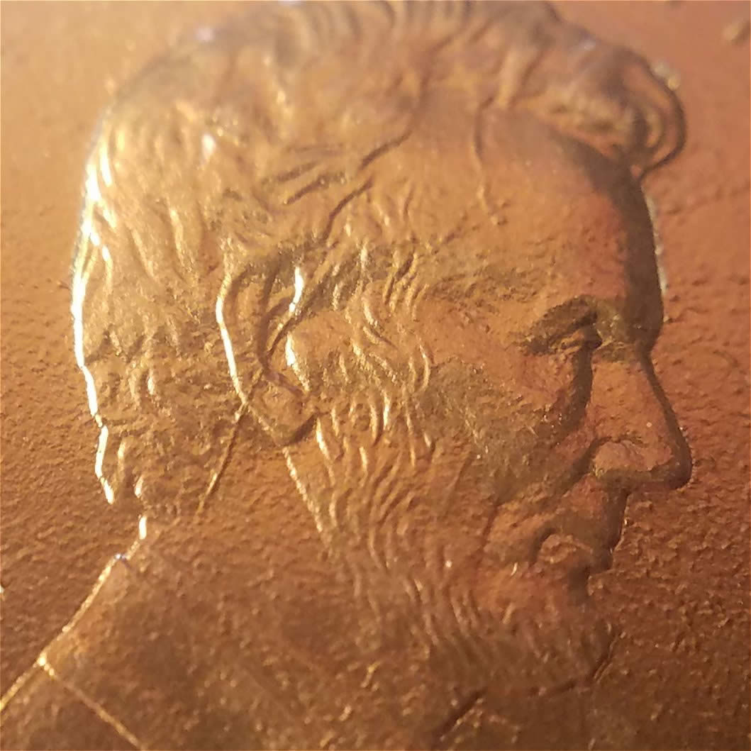 Quirky-Die-Crack-Or-Something-On-1993-D-Penny?