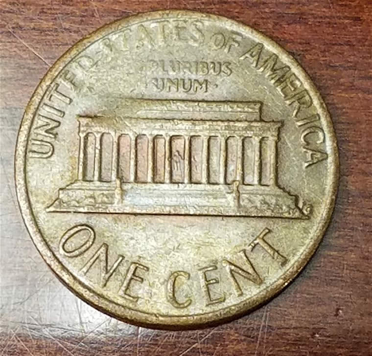 1977-Lincoln-Memorial-Cent-Weighs-Approximately-2.5-Grams!