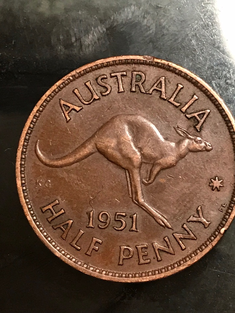 Is-This-The-1931-Penny-And-1951-Half-Penny-With-The-Lower-One-,,-Thanks