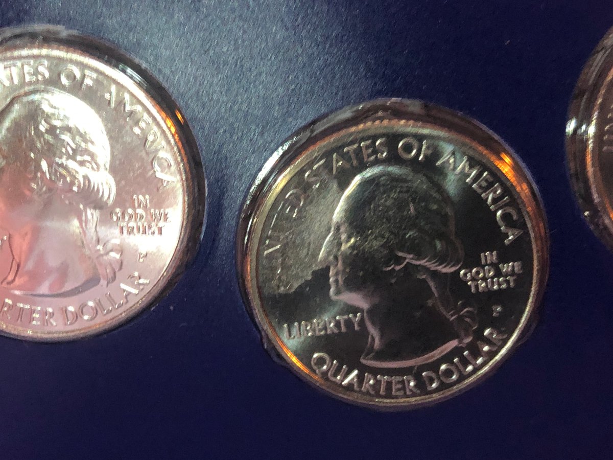 2019-Mint-Set-Guam-Quarter-Lamination-Issue.