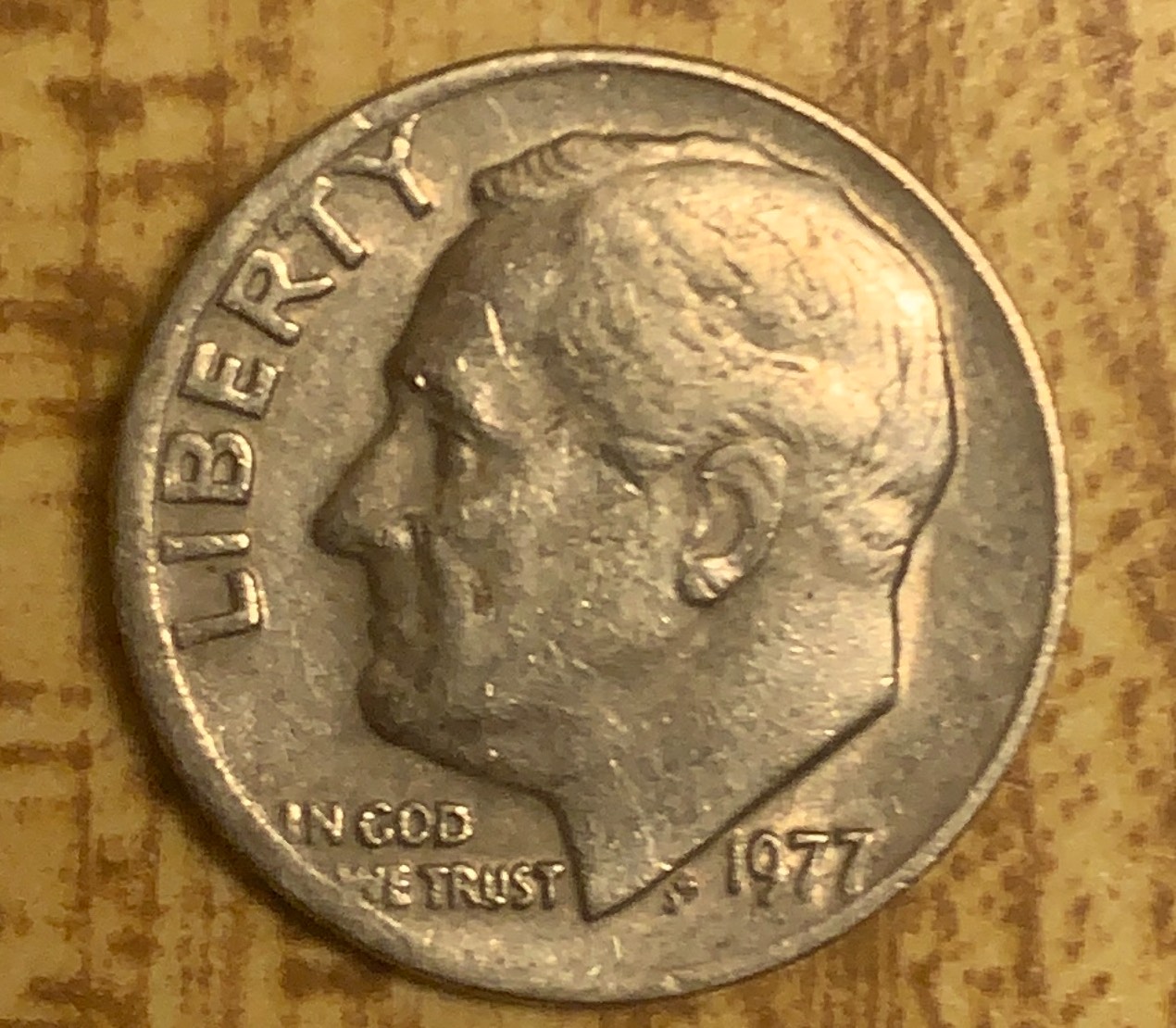 1977-US-Dime-Error,-Off-Center