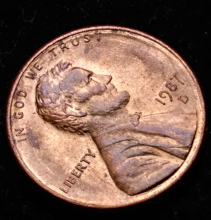 1987-D-Cent-Leaves-And-Letter-In-Lincoln's-Hair?