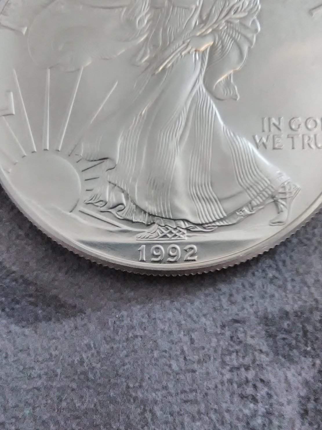 American-Eagle-That's-31.5-Grams-.