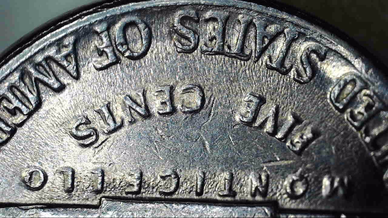 1985-P-Nickle-DDO-Wired-Looking-Die-Error-?