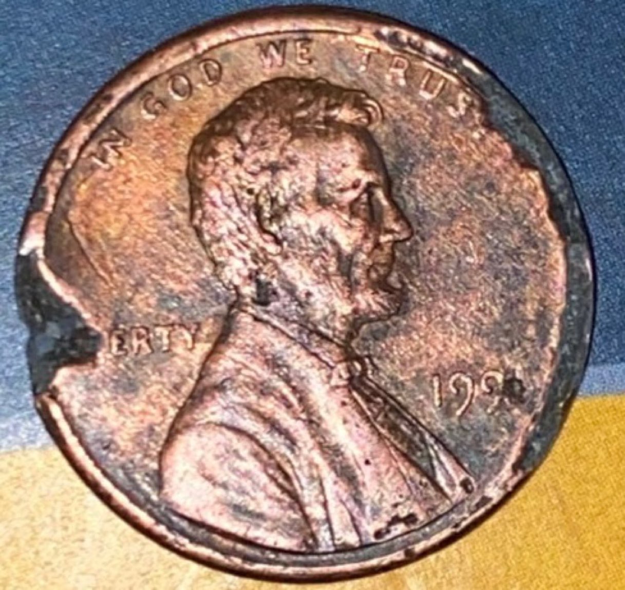 199-Lincoln-Penny-Missing-Edges-&-Date-Digit-With-Blisters.