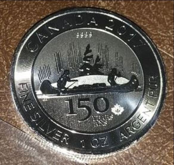 Beautiful-2017-$5-Silver-Maple-Voyageur