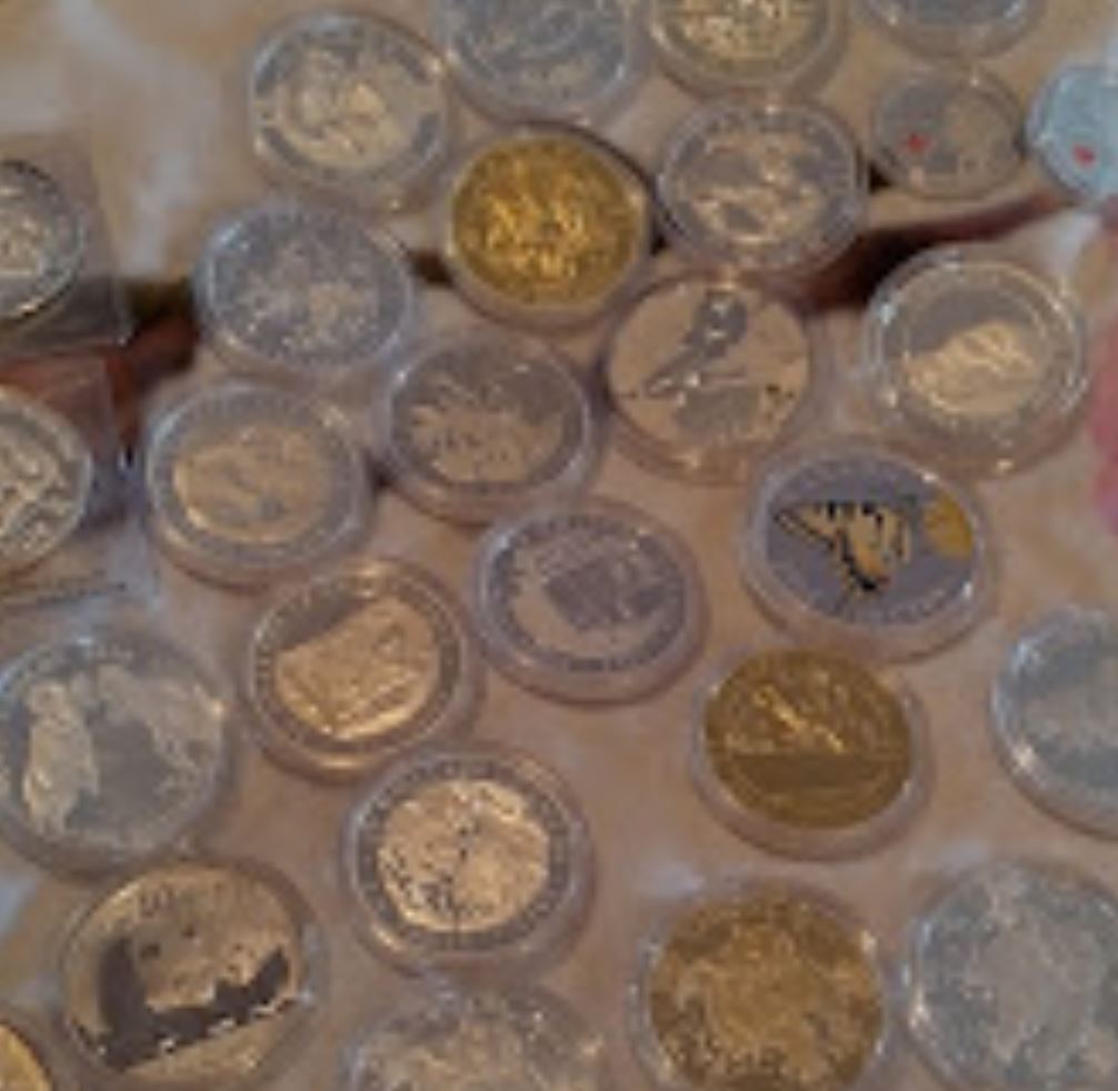 Group-Of-Seven---Golden-Coin?
