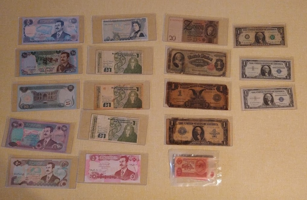 Post-A-Note-That-Shows-A-Flag