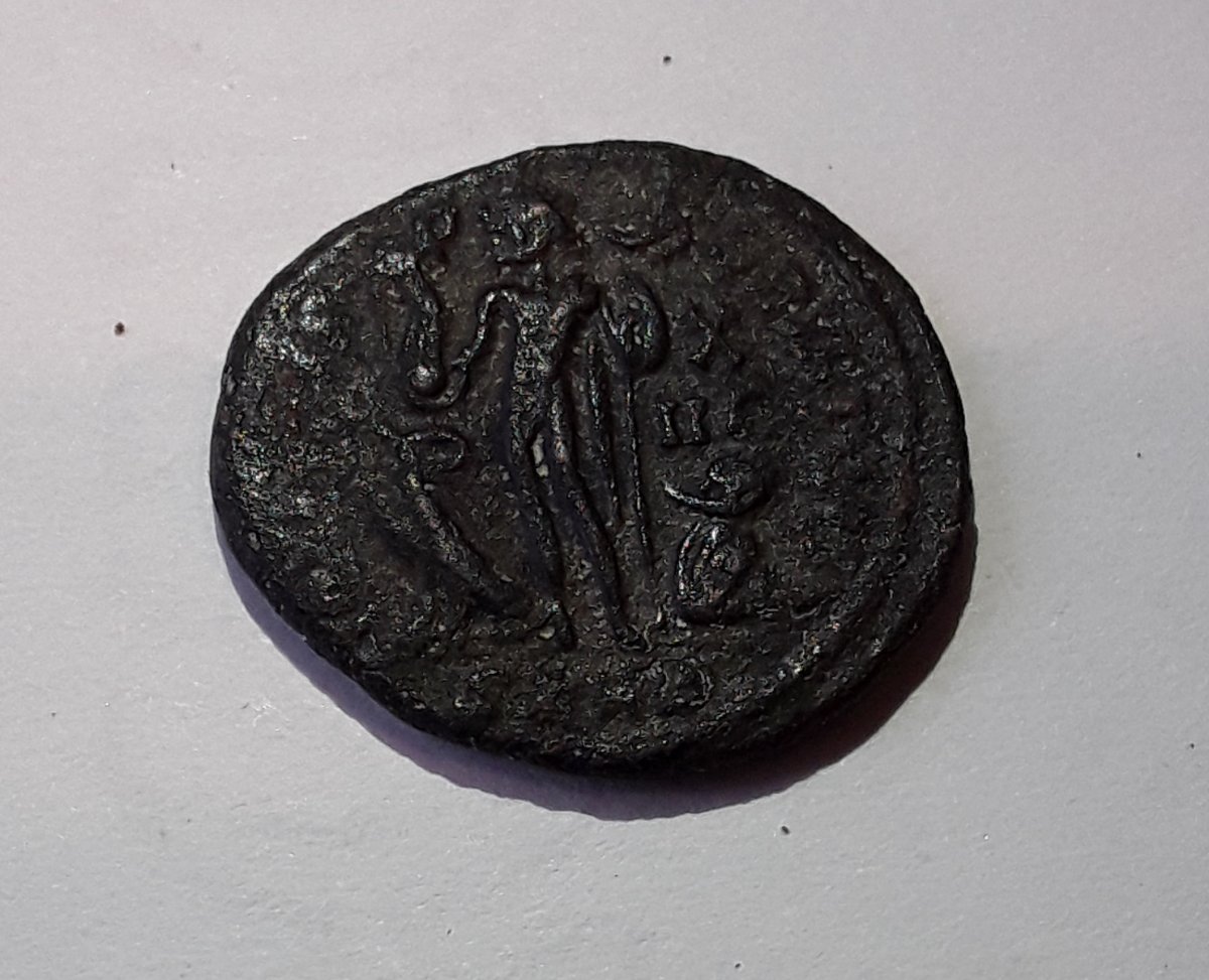 Help-Please,-Anyone-Know-This-Coin?-3