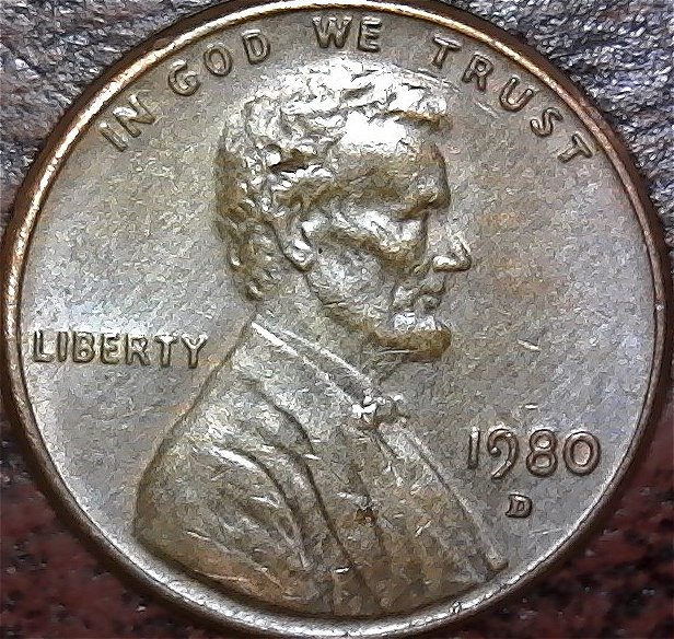 1980-D-Lincoln-Cent.--Is-This-A-Woodie-Or-Just-Damage?