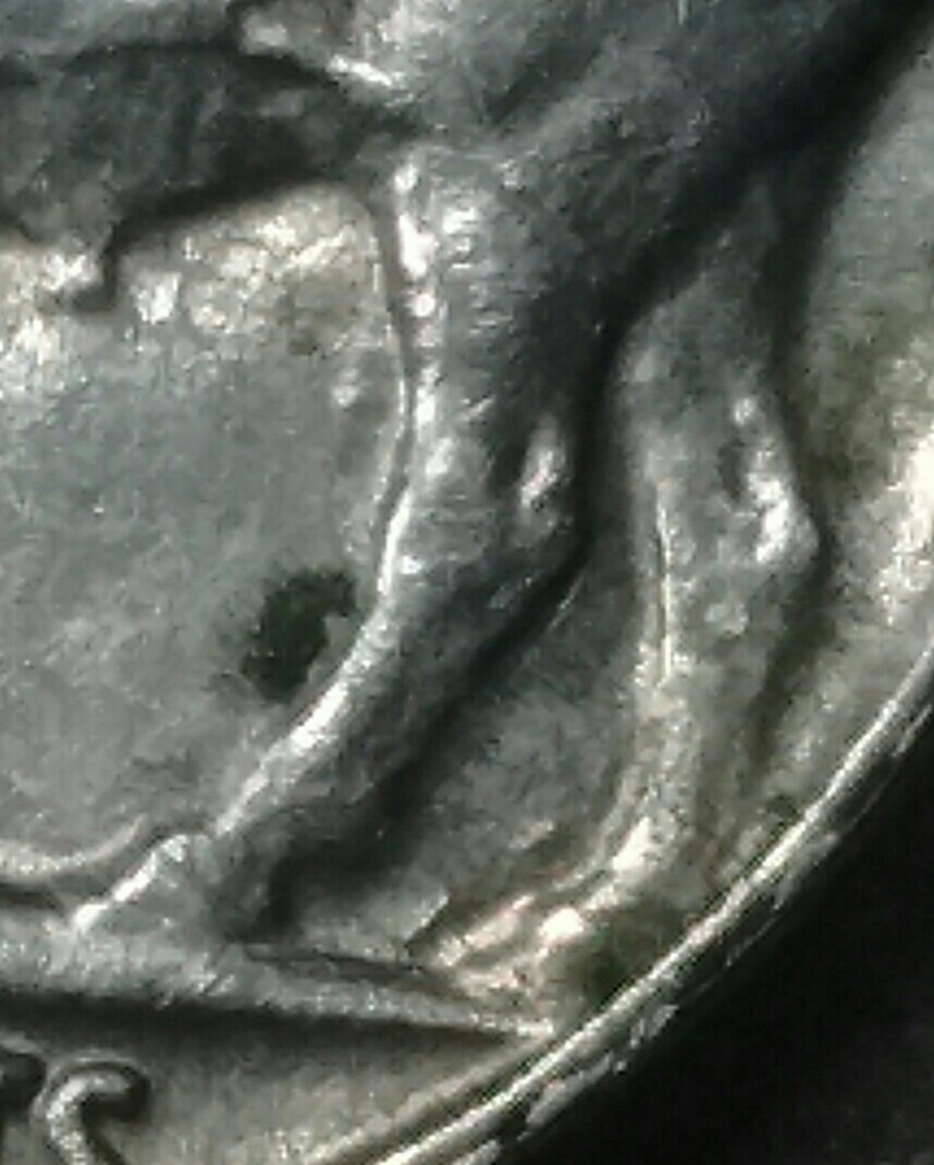1913-Buffalo-Nickel-DD-And-Strange-Looking-Date