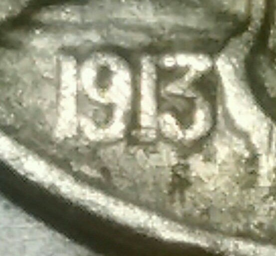 1913-Buffalo-Nickel-DD-And-Strange-Looking-Date