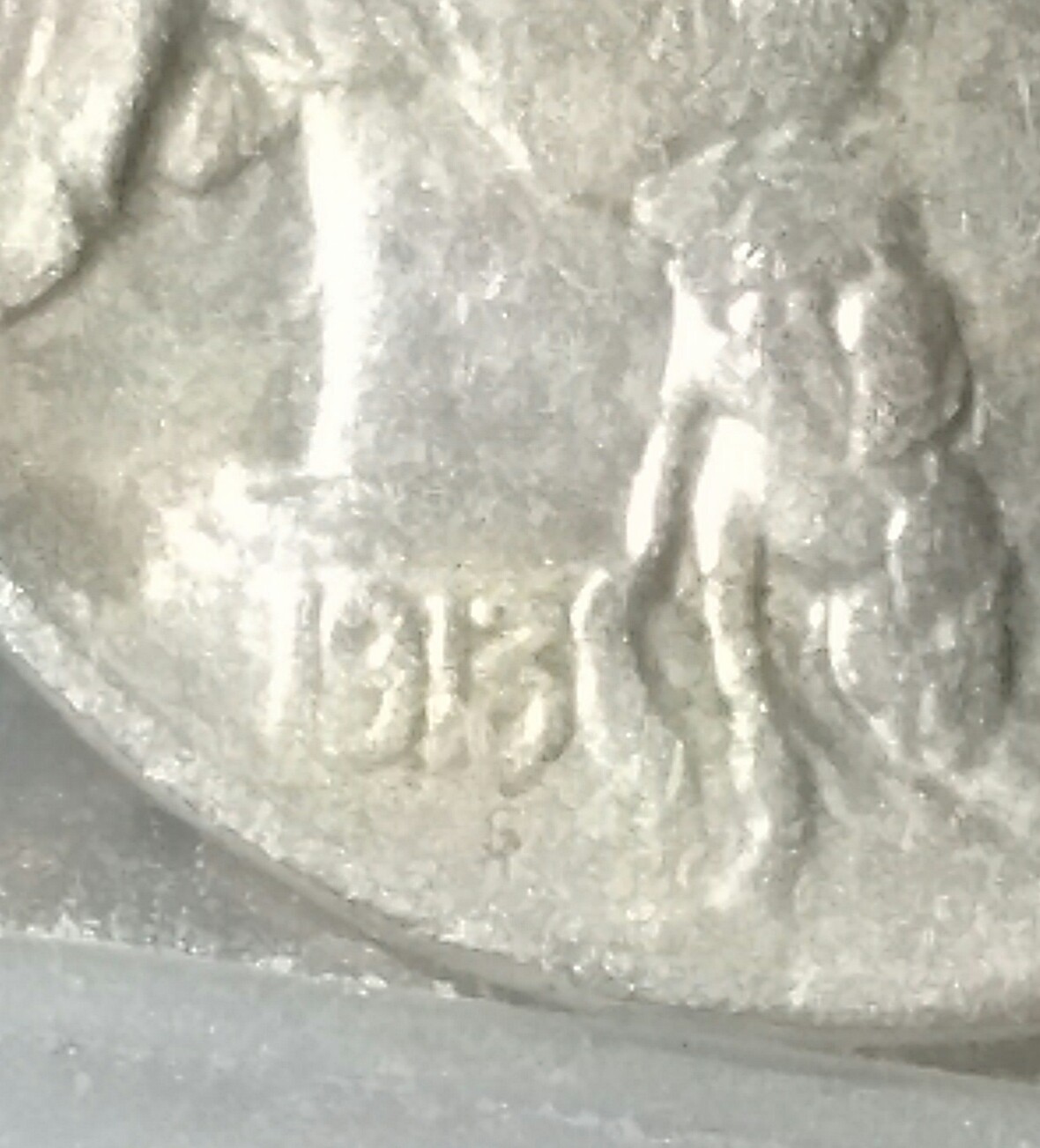 1913-Buffalo-Nickel-DD-And-Strange-Looking-Date