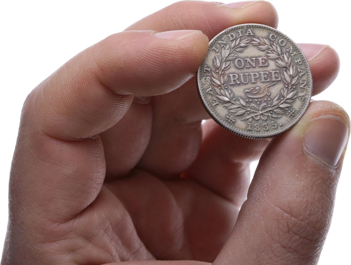 British-India-1835-One-Rupee---Grade-Opinions-Please