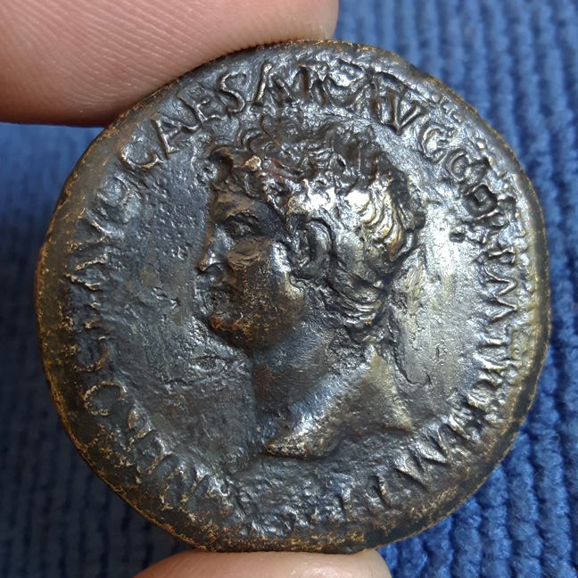 Five-Nero-Decvrsio-With-Matching-Die-Pairs?--How-Likely-Is-This?