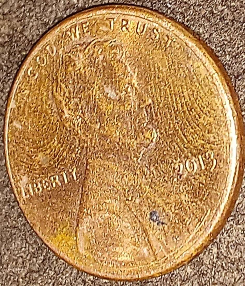2013-Lincoln-Cent-With.-Unknown-Marks.-Help-Identifying?