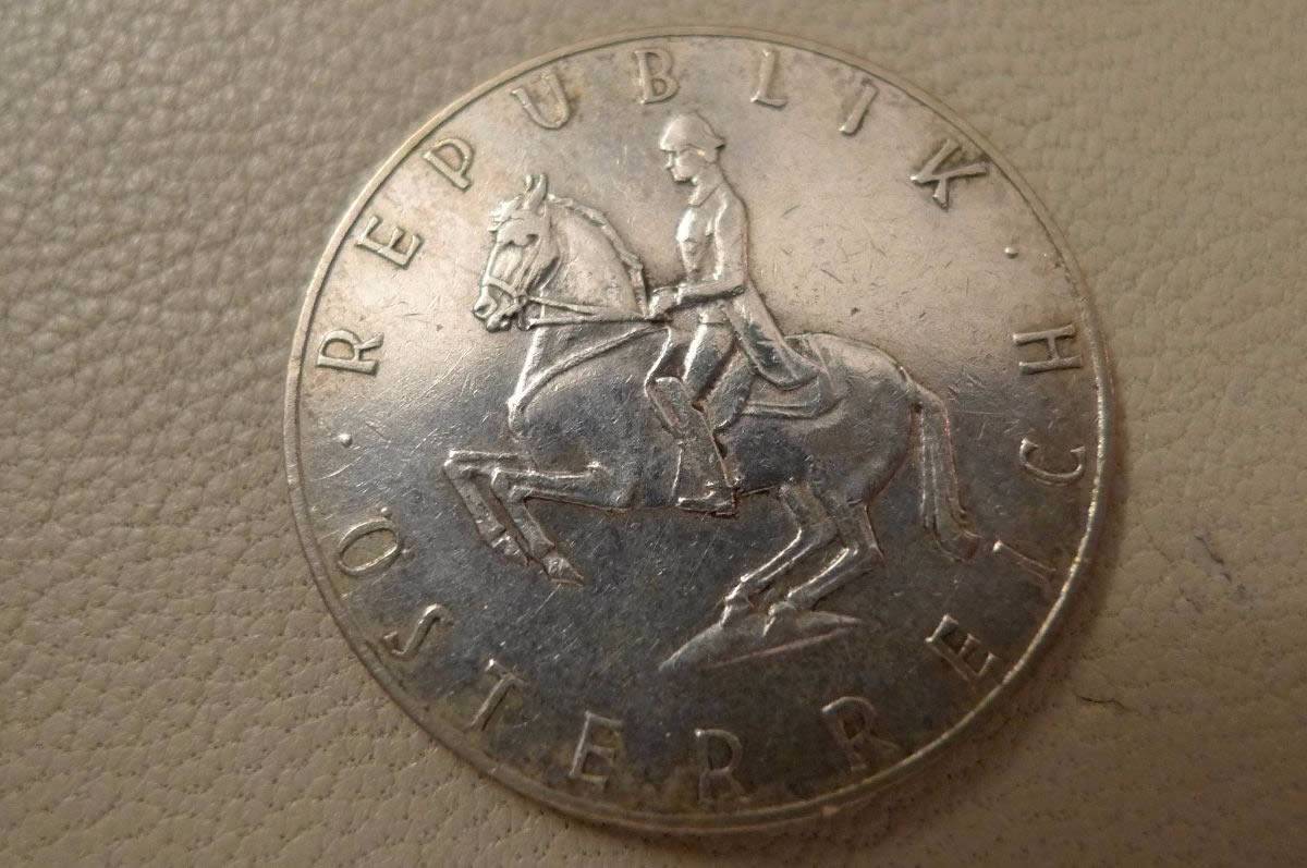 Post-Your-Coins-With-Horses