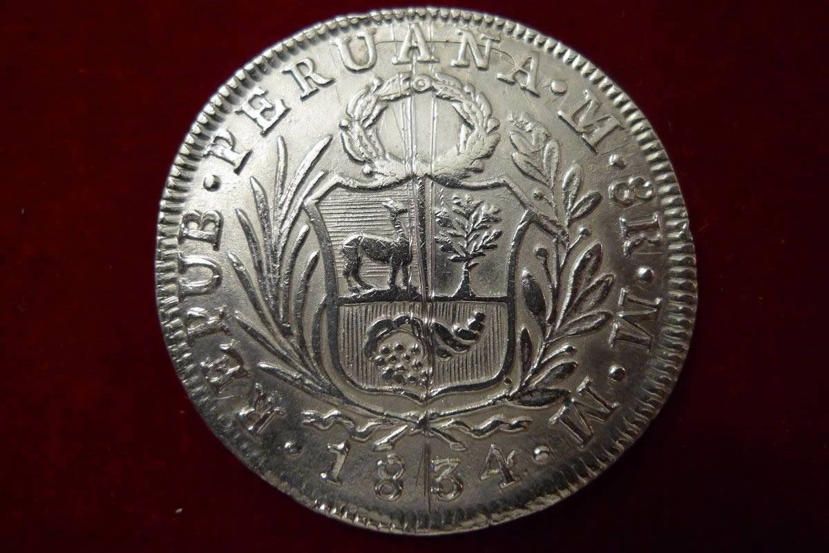 Spain-Philippines-8-Reales-F7-O-C/M-On-Peru-8-Reales-1833