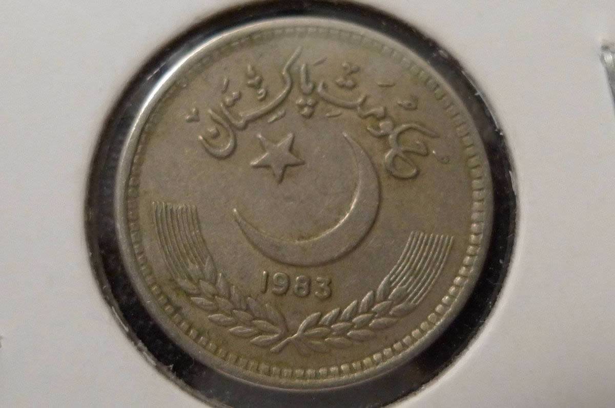 Around-The-World-With-Coins---A-Coin-Geography-Game