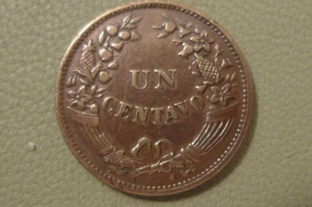 Post-A-Coin-Or-Medal-With-A-Die-Crack!