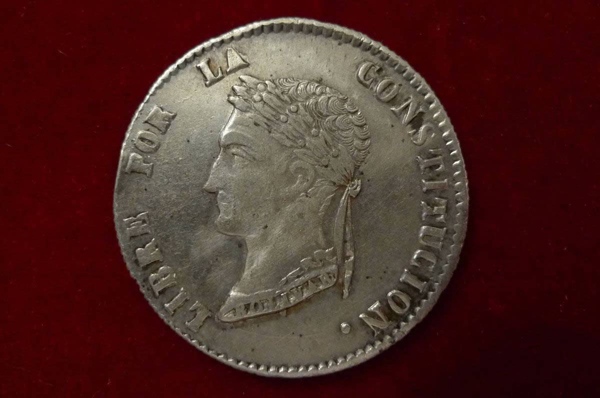 Post-A-Coin-Or-Medal-With-A-Die-Crack!