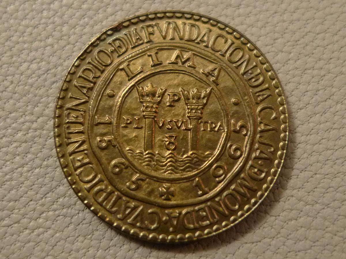 Post-A-Coin-Or-Medal-With-A-Die-Crack!