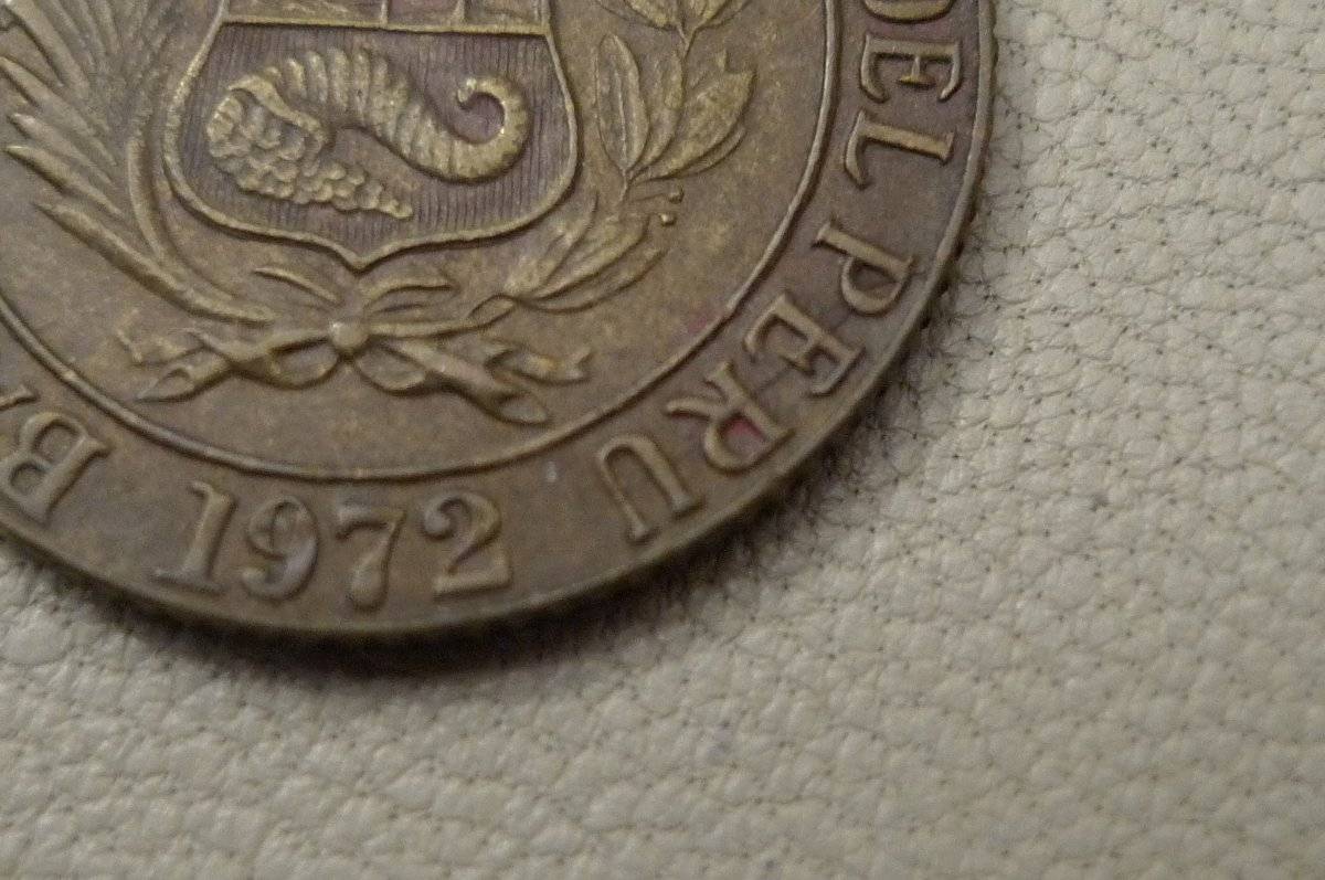 Post-A-Coin-Or-Medal-With-A-Die-Crack!