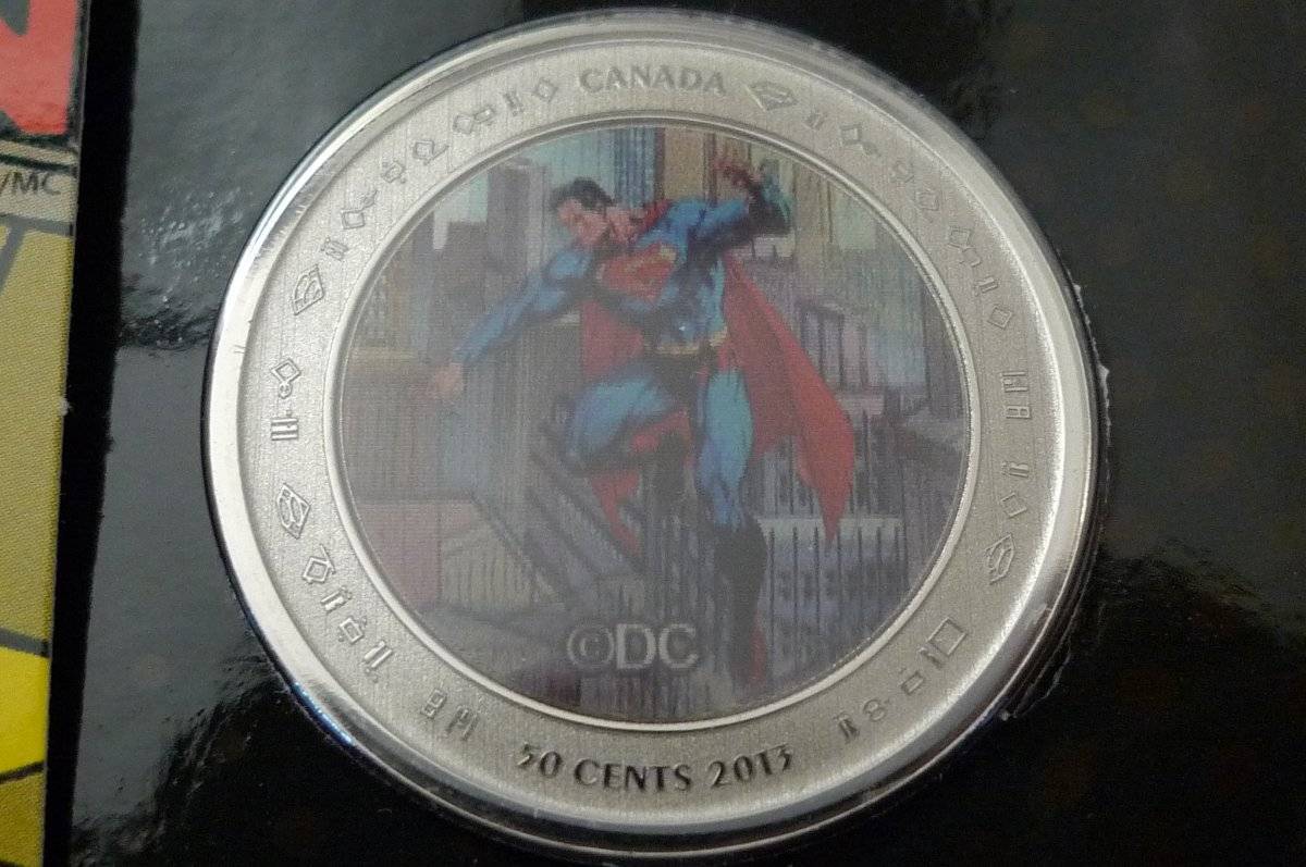 2013-Superman-75th-..then-&-Now-50-Cents-Lenticular-Coin-&-Stamp