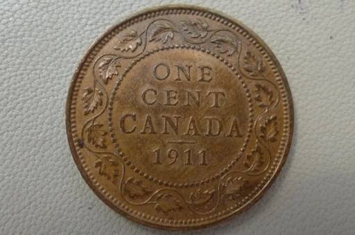 Post-A-Coin-Or-Medal-With-A-Die-Crack!
