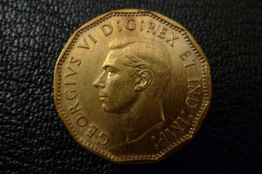Post-A-Coin-Or-Medal-With-A-Die-Crack!