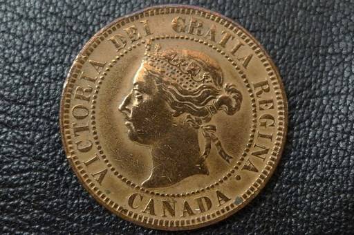 Post-A-Coin-Or-Medal-With-A-Die-Crack!
