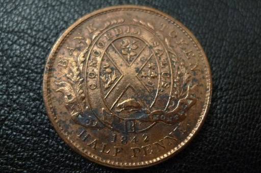 Post-A-Coin-Or-Medal-With-A-Die-Crack!