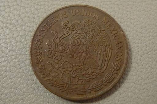 Post-A-Coin-Or-Medal-With-A-Die-Crack!