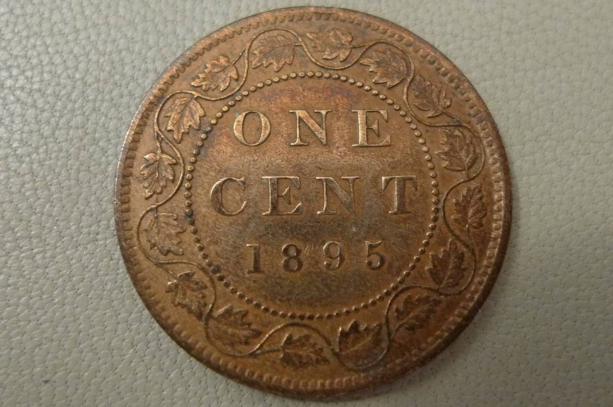 Post-A-Coin-Or-Medal-With-A-Die-Crack!