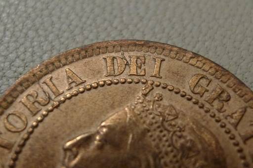 Post-A-Coin-Or-Medal-With-A-Die-Crack!