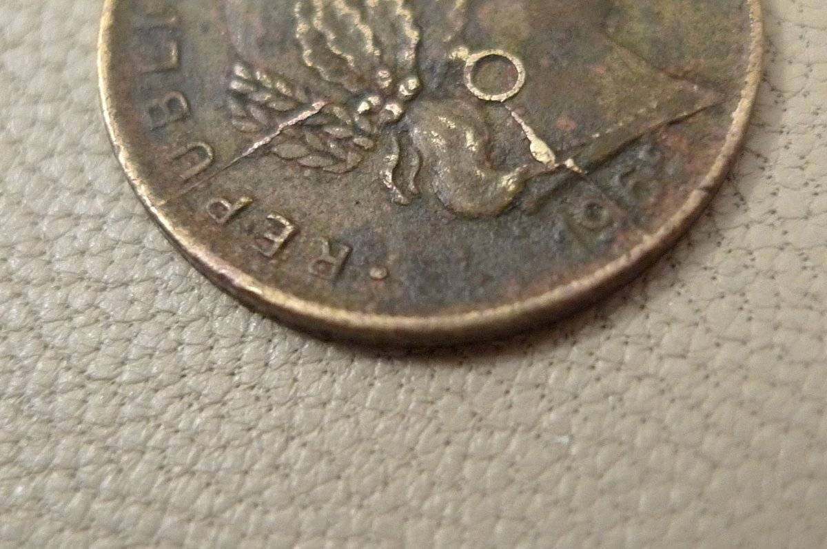 Post-A-Coin-Or-Medal-With-A-Die-Crack!