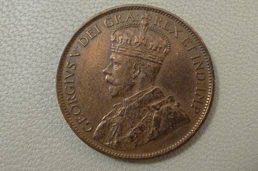 Post-A-Coin-Or-Medal-With-A-Die-Crack!