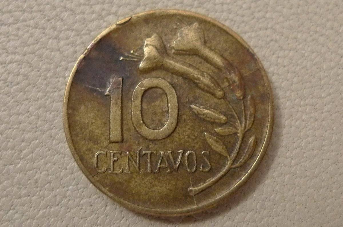 Post-A-Coin-Or-Medal-With-A-Die-Crack!