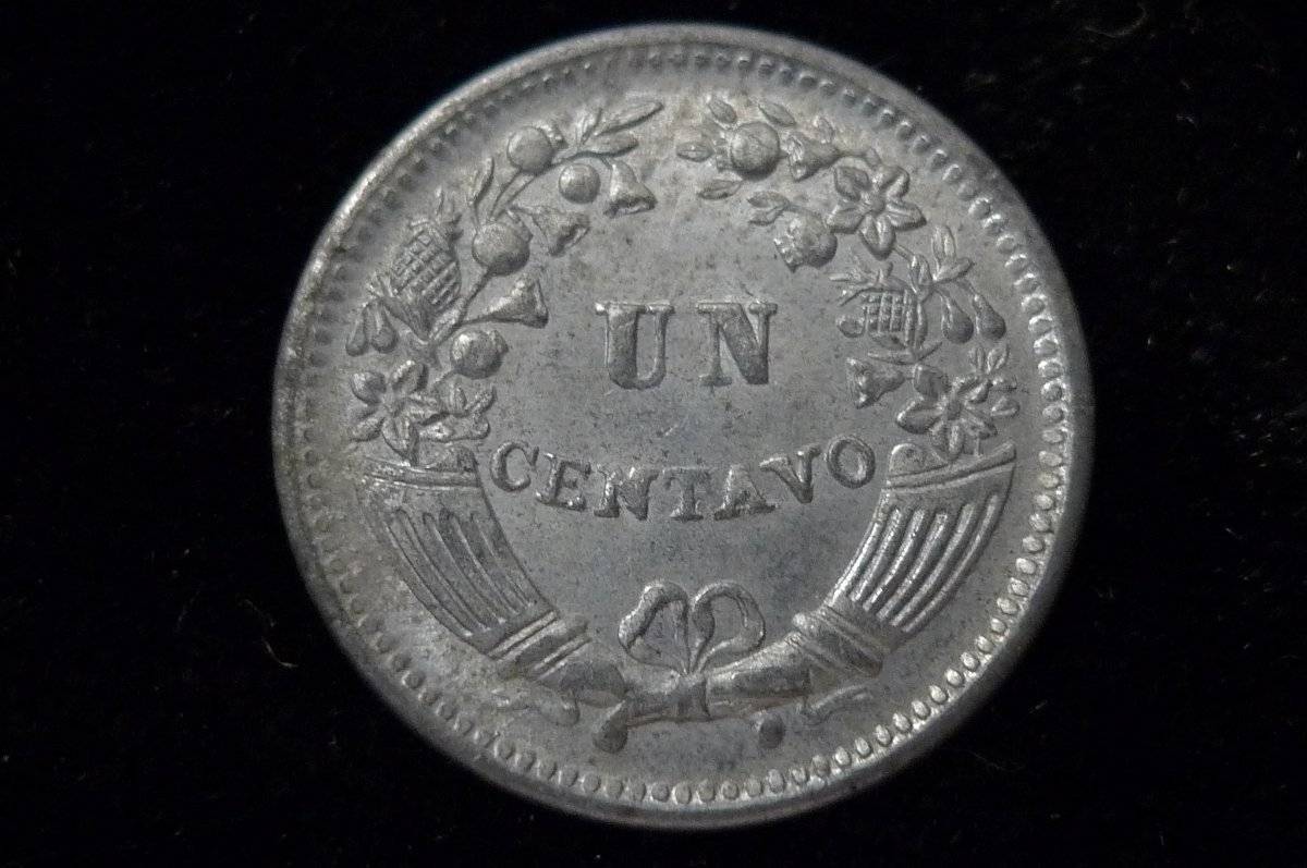 Post-A-Coin-Or-Medal-With-A-Die-Crack!