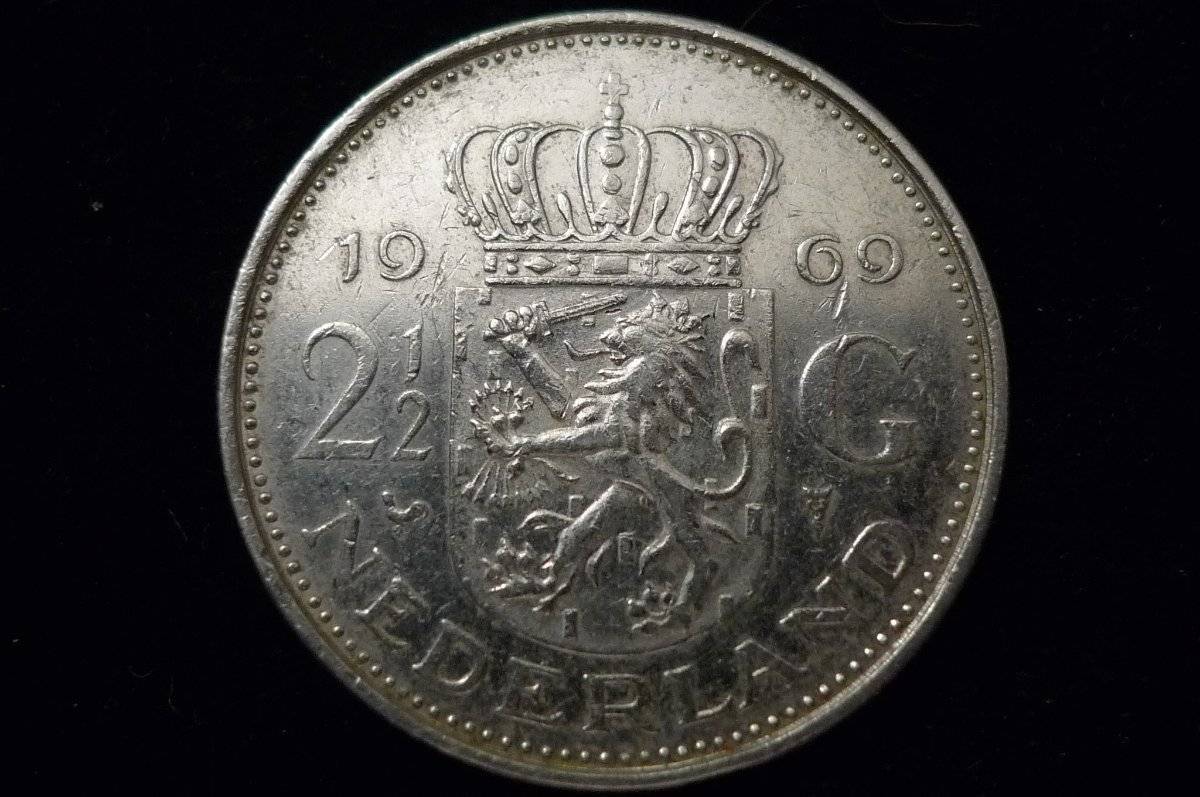 Post-Your-Lion-Coins!