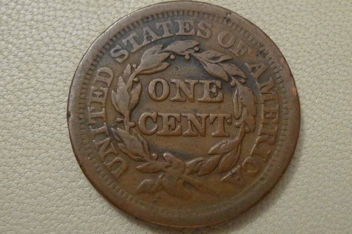 Post-Your-Coins-With-Hats