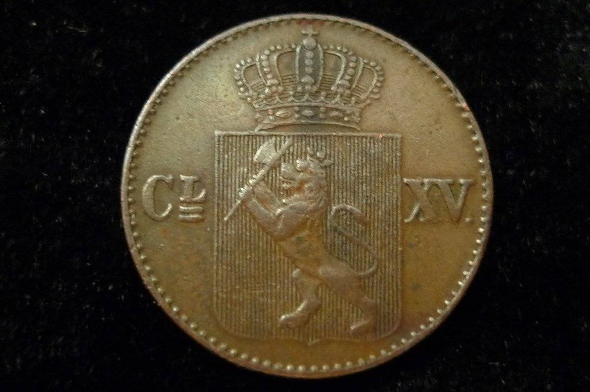 Post-Your-Coins-With-Coats-Of-Arms,-Shields,-Crests,-Crowns,--Etc.