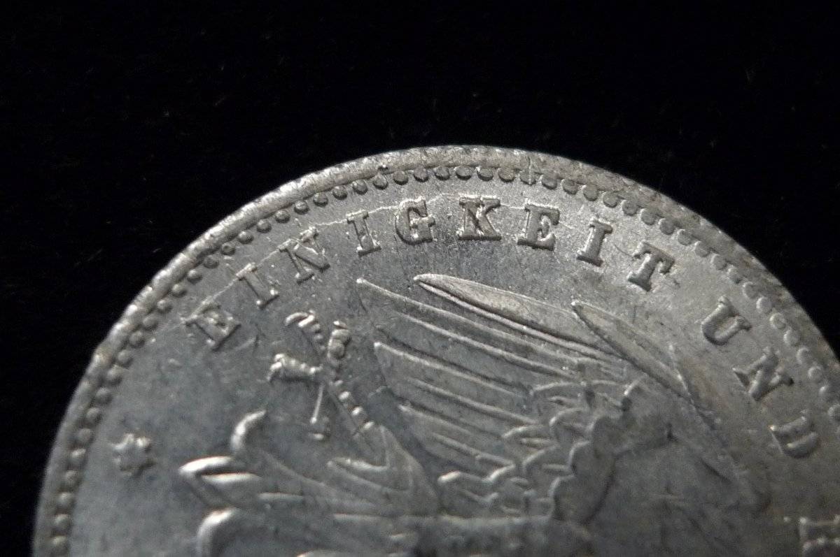 Post-A-Coin-Or-Medal-With-A-Die-Crack!