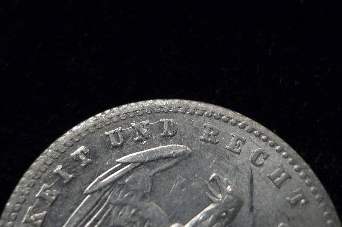 Post-A-Coin-Or-Medal-With-A-Die-Crack!