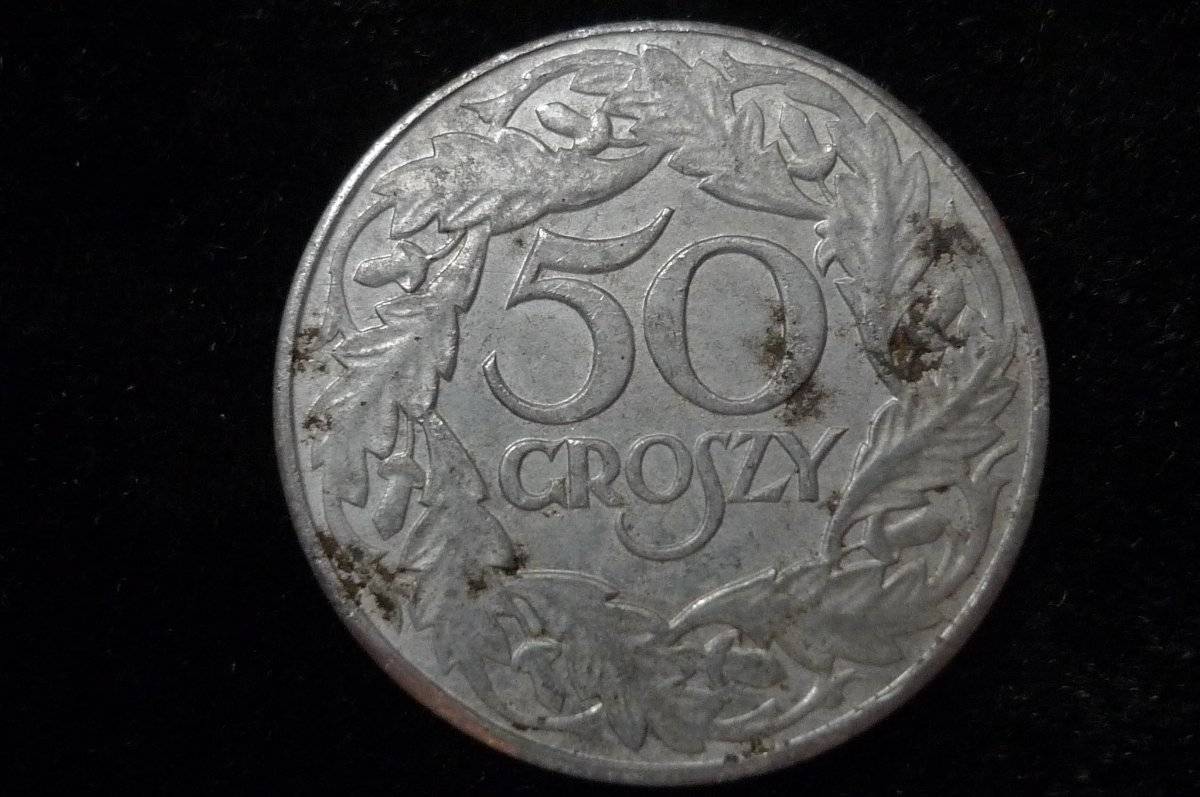 Post-Your-Coins-With-Coats-Of-Arms,-Shields,-Crests,-Crowns,--Etc.