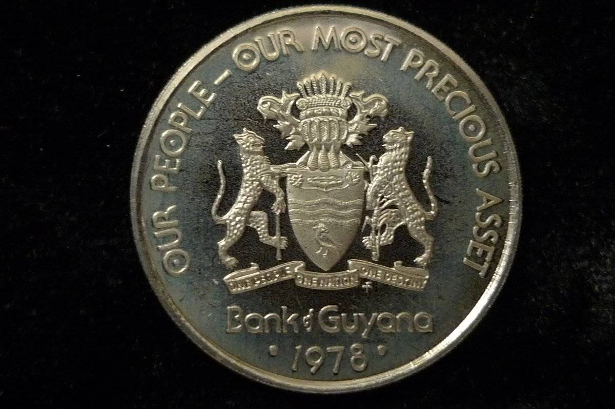 Post-Your-Coins-With-Coats-Of-Arms,-Shields,-Crests,-Crowns,--Etc.