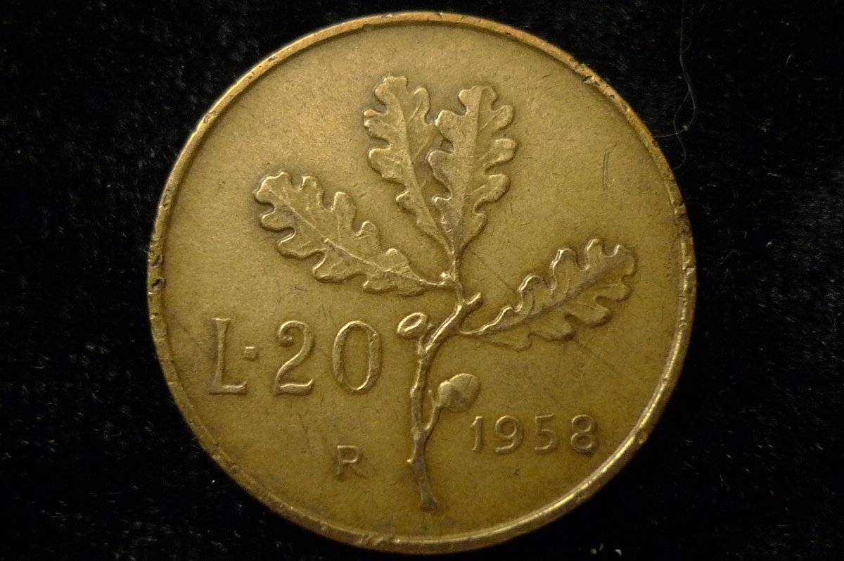 Post-Your-Coins-With-Hats